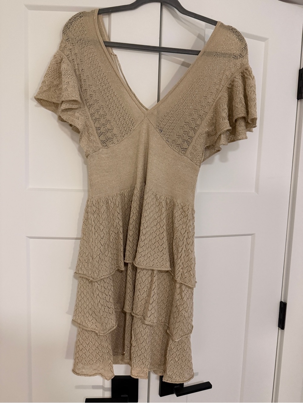 Tiered Knit V-Neck Women's Dress in Gold